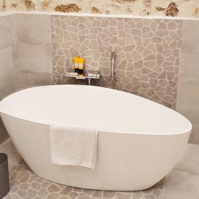 BG PLOMBERIE ET CHAUFFAGE NIMES BAIGNOIRE BAIN